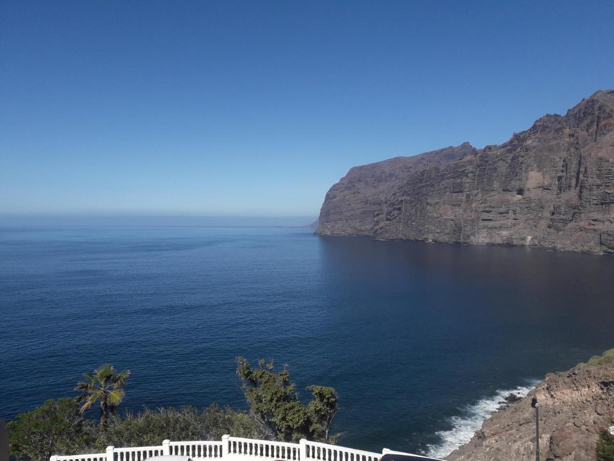Los Gigantes In Front Of Sea Acantilado de los Gigantes Exterior photo